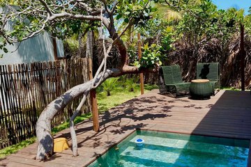Private pool