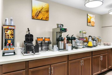 Breakfast/Coffee Service 31 of 38