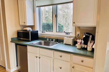 Private kitchenette
