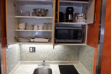 Private kitchenette