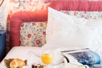 Room service - dining