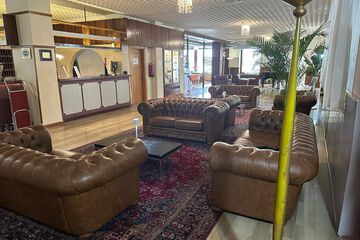 Reception hall