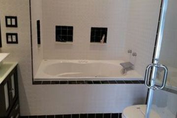 Deep Soaking Bathtub