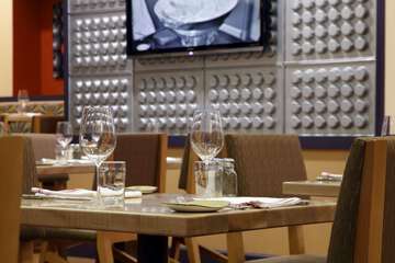Dining 121 of 131