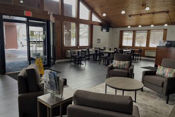 Hotel Interior 6 of 49