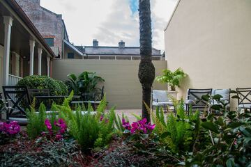 Hotel Exterior 39 of 45