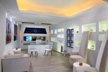 Spa reception