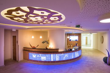 Spa reception