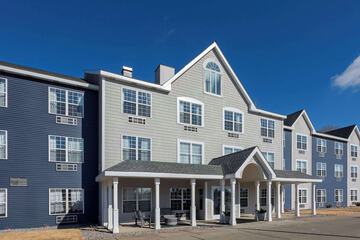 GrandStay Hotel & Suites Hastings