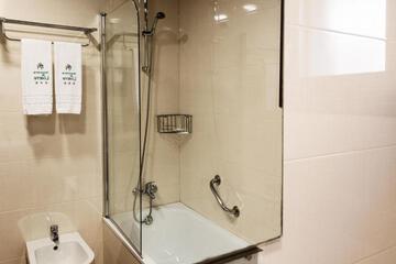 Photo 36