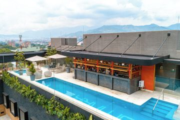 Rooftop pool