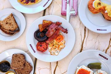Breakfast meal
