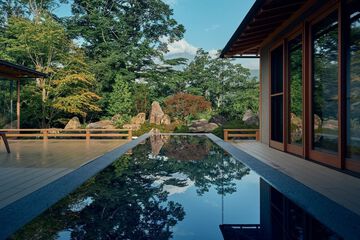 Private pool