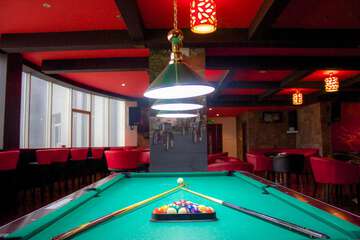 Sports bar