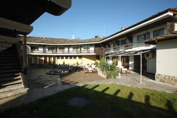 Photo 4