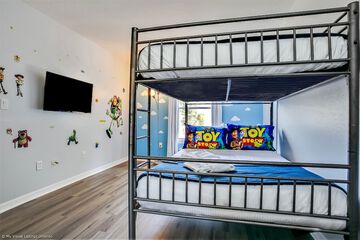 Children's theme room