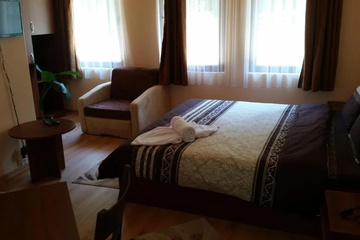 guest_rooms