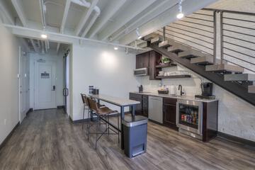 Private kitchenette