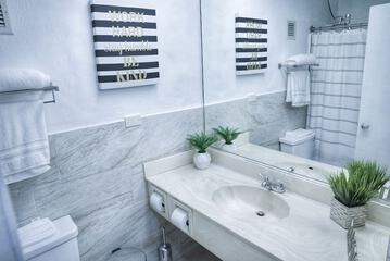 Bathroom sink