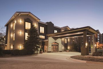 Country Inn & Suites by Radisson Hoffman Estates IL