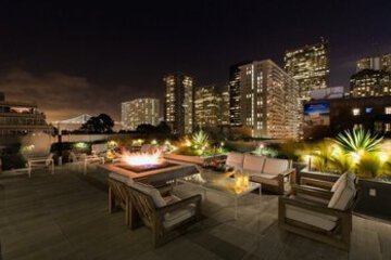 Suite 48 of 105