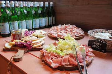 Breakfast buffet