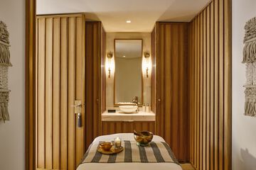 Treatment room