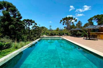 Infinity pool