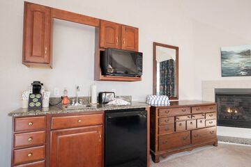Private kitchenette
