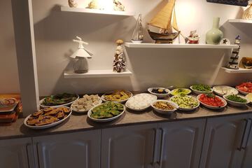 Breakfast buffet