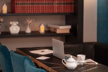 Coffee shop