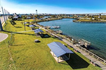 Children's play area - outdoor