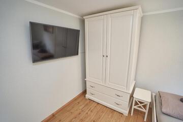 Photo 51