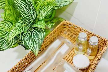 Bathroom amenities