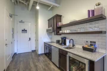 Private kitchenette