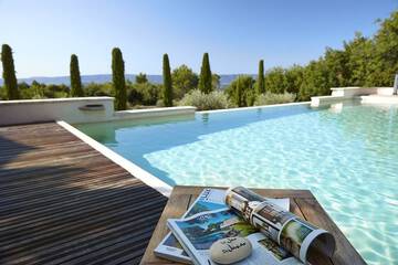 Infinity pool