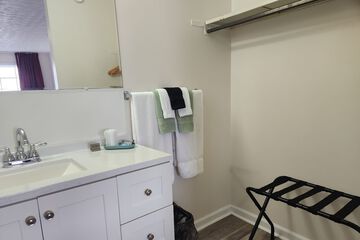 Room 22 of 28
