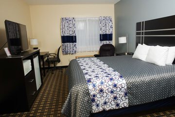 Room 10 of 30