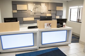 Holiday Inn Express & Suites Colorado Springs North by IHG