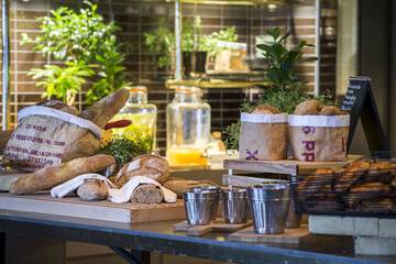 Breakfast area