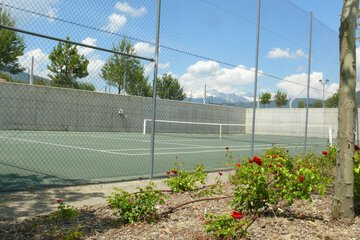 Tennis court
