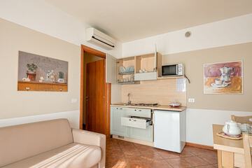 Private kitchenette