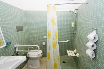Photo 38