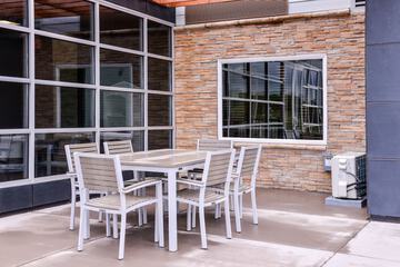 Terrace/Patio 34 of 36