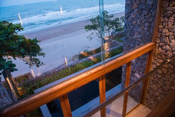 Beach/ocean view