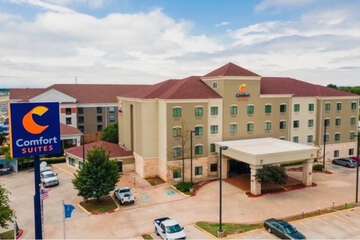 Comfort Suites Lawton Near Fort Sill