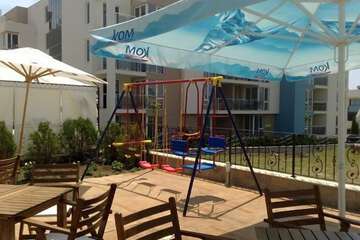 Children's play area - outdoor