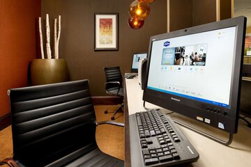 Business Center 35 of 35