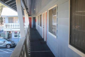 Photo 31