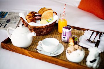 Breakfast meal